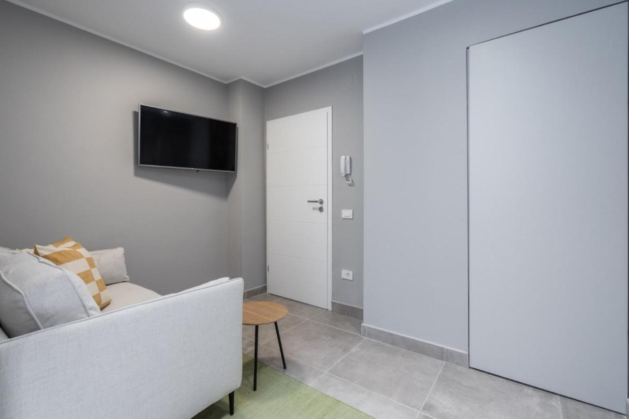 Alfie Center Apartment Bucharest Luaran gambar